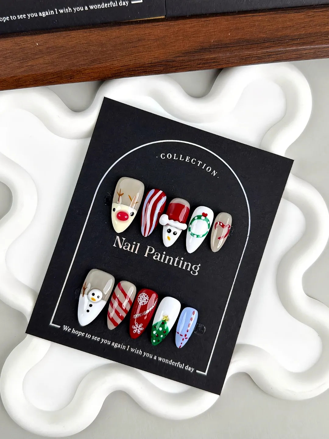 FESTIVE HOLIDAY CANDY