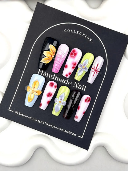 SWEET CONTRAST FLOWER