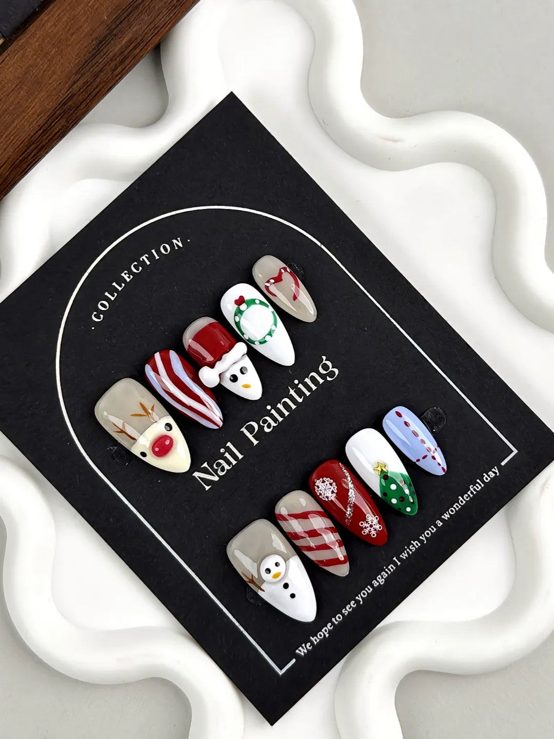 FESTIVE HOLIDAY CANDY