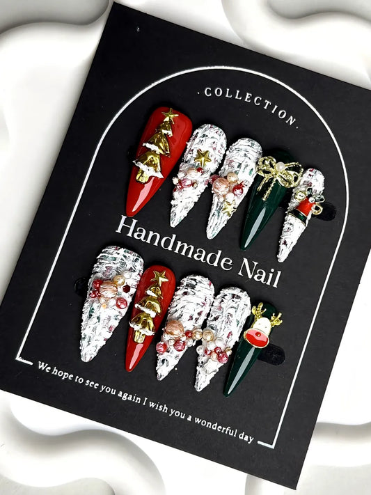 OPULENT CHRISTMAS JEWELS