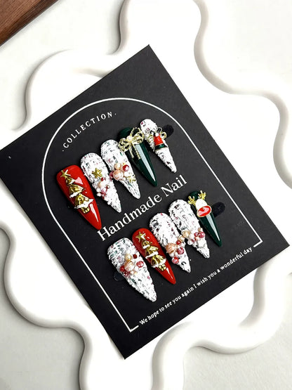 OPULENT CHRISTMAS JEWELS