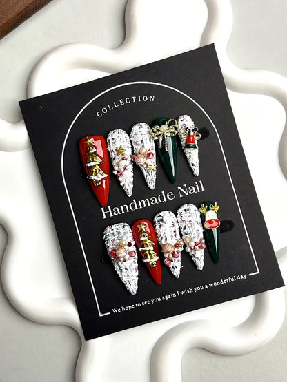 OPULENT CHRISTMAS JEWELS